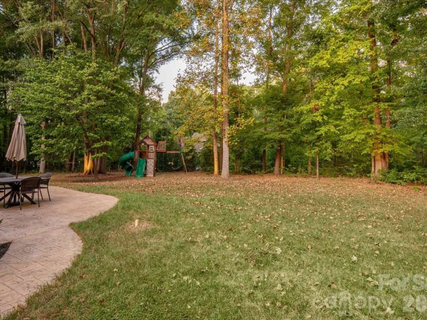 611 Pacer Lane, Waxhaw, NC 28173.  MLS# CAR4420787, YatesRealty ID 51634. 
