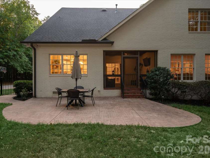 611 Pacer Lane, Waxhaw, NC 28173.  MLS# CAR4420787, YatesRealty ID 51634. 