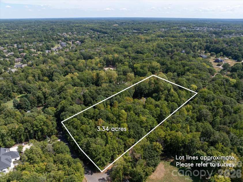 611 Pacer Lane, Waxhaw, NC 28173.  MLS# CAR4420787, YatesRealty ID 51634. 
