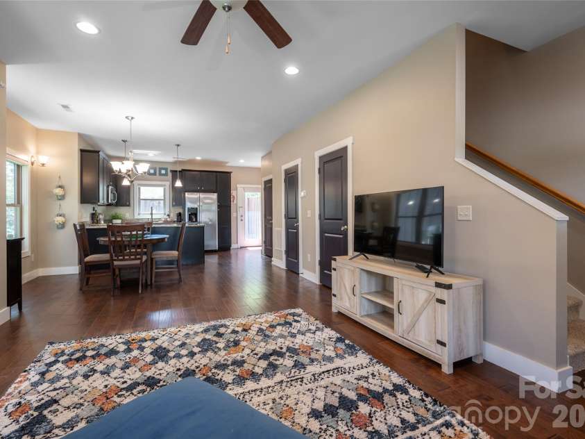 43 Burk Street, Asheville, NC 28806.  MLS# CAR4421364, YatesRealty ID 51635. 