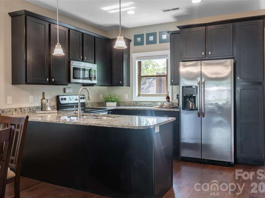 43 Burk Street, Asheville, NC 28806.  MLS# CAR4421364, YatesRealty ID 51635. 