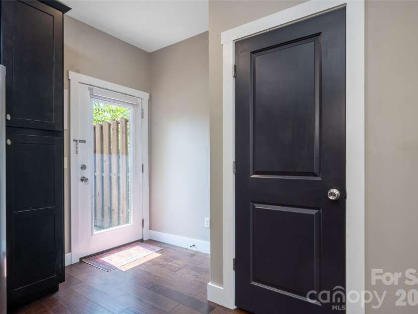 43 Burk Street, Asheville, NC 28806.  MLS# CAR4421364, YatesRealty ID 51635. 