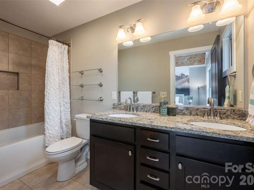 43 Burk Street, Asheville, NC 28806.  MLS# CAR4421364, YatesRealty ID 51635. 