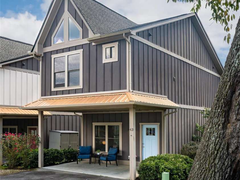 43 Burk Street, Asheville, NC 28806.  MLS# CAR4421364, YatesRealty ID 51635. 