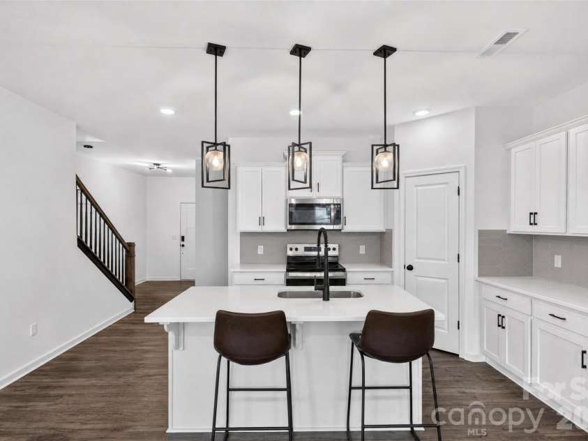 4085 Claret Cup Drive, Kannapolis, NC 28083.  MLS# CAR4418062, YatesRealty ID 51636. 