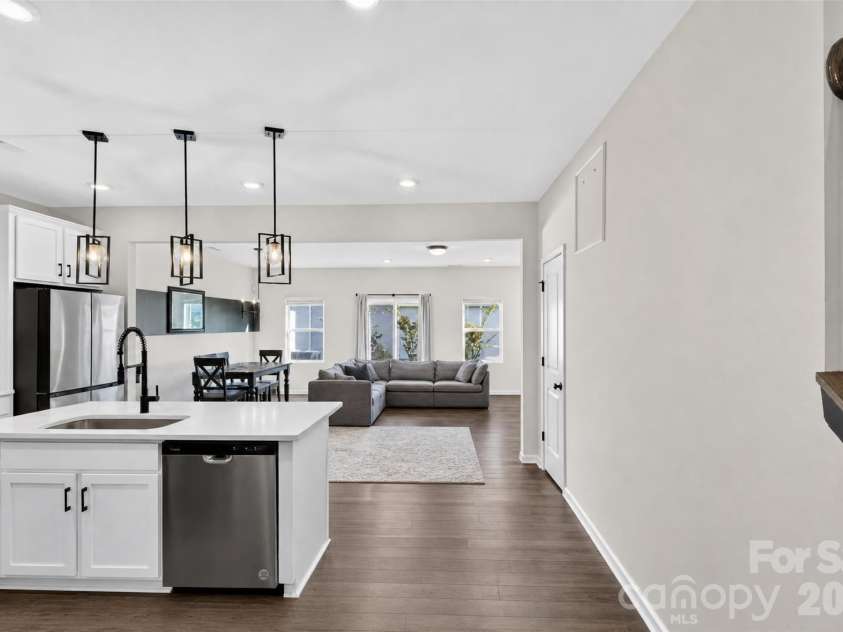 4085 Claret Cup Drive, Kannapolis, NC 28083.  MLS# CAR4418062, YatesRealty ID 51636. 