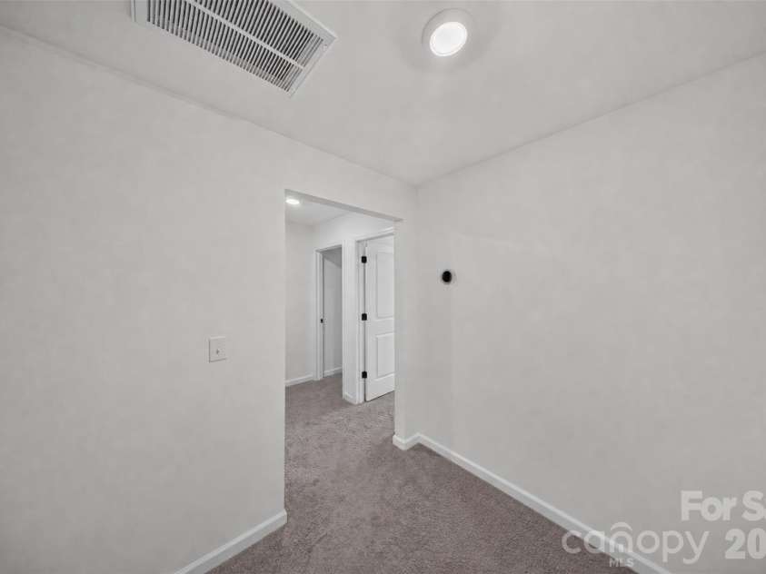 4085 Claret Cup Drive, Kannapolis, NC 28083.  MLS# CAR4418062, YatesRealty ID 51636. 