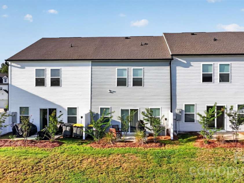 4085 Claret Cup Drive, Kannapolis, NC 28083.  MLS# CAR4418062, YatesRealty ID 51636. 