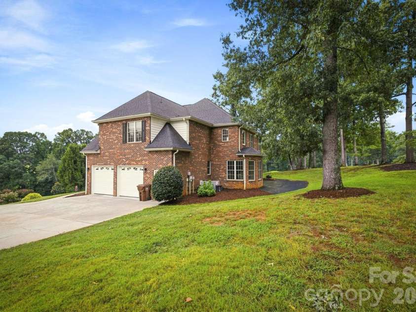 3890 Hyder Court, Morganton, NC 28655.  MLS# CAR4411266, YatesRealty ID 51637. 