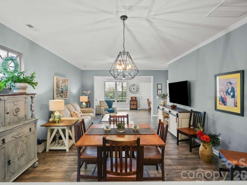 1018 Kirby Drive, Fort Mill, SC 29715.  MLS# CAR4411917, YatesRealty ID 51638. 