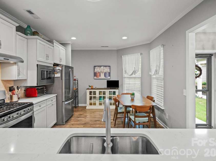 1018 Kirby Drive, Fort Mill, SC 29715.  MLS# CAR4411917, YatesRealty ID 51638. 