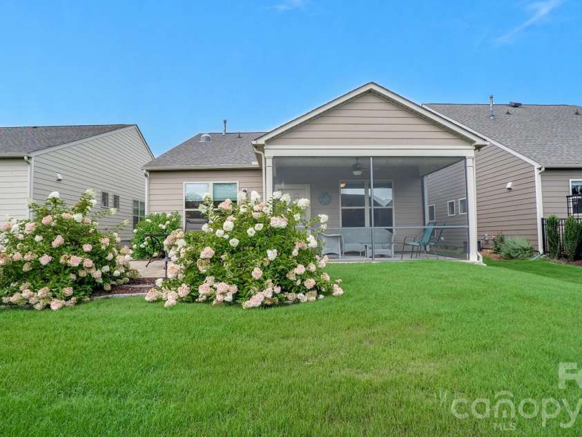 1018 Kirby Drive, Fort Mill, SC 29715.  MLS# CAR4411917, YatesRealty ID 51638. Back Yard