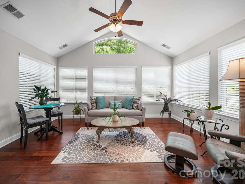 2307 Villa Oaks Court, Gastonia, NC 28054.  MLS# CAR4414288, YatesRealty ID 51639. 