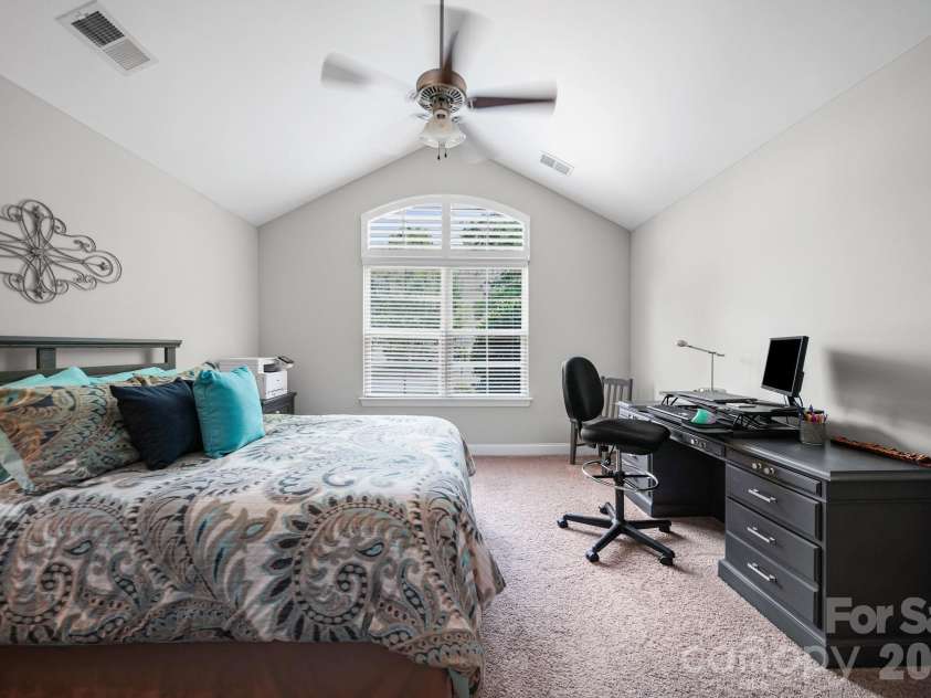2307 Villa Oaks Court, Gastonia, NC 28054.  MLS# CAR4414288, YatesRealty ID 51639. 