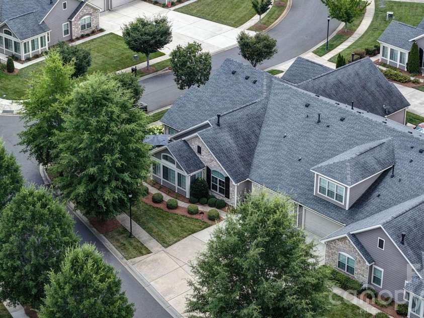2307 Villa Oaks Court, Gastonia, NC 28054.  MLS# CAR4414288, YatesRealty ID 51639. 