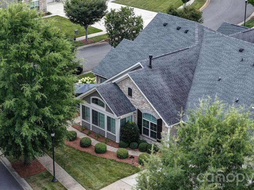 2307 Villa Oaks Court, Gastonia, NC 28054.  MLS# CAR4414288, YatesRealty ID 51639. 