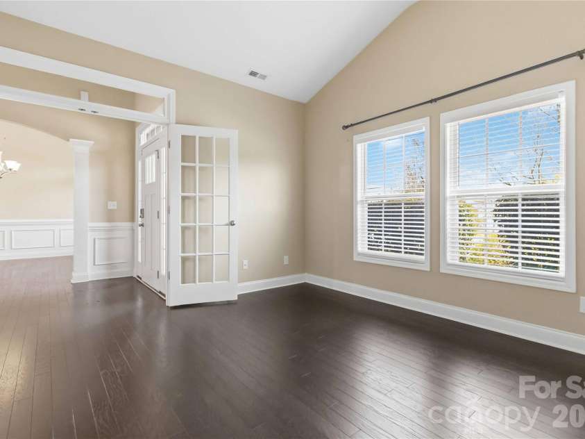 8830 Artesa Mill Lane, Charlotte, NC 28214.  MLS# CAR4359759, YatesRealty ID 5164. 