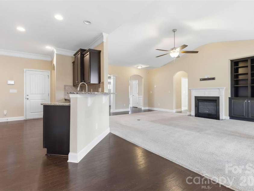 8830 Artesa Mill Lane, Charlotte, NC 28214.  MLS# CAR4359759, YatesRealty ID 5164. 