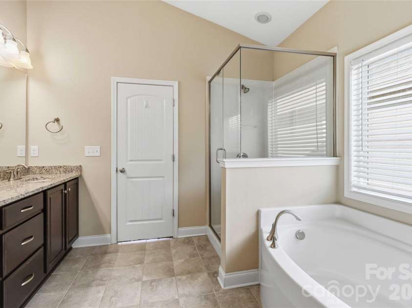 8830 Artesa Mill Lane, Charlotte, NC 28214.  MLS# CAR4359759, YatesRealty ID 5164. 