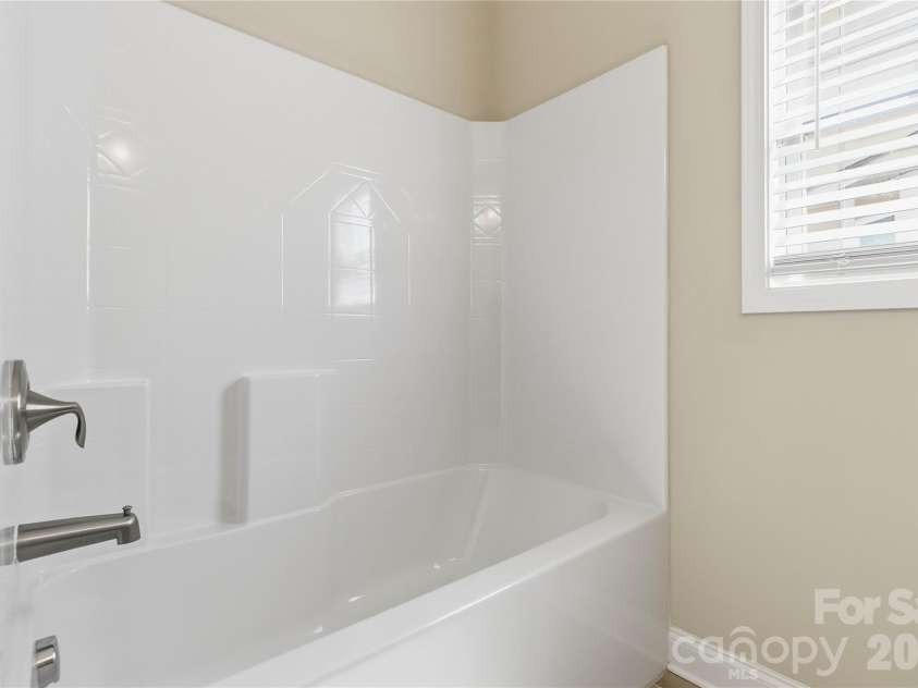 8830 Artesa Mill Lane, Charlotte, NC 28214.  MLS# CAR4359759, YatesRealty ID 5164. 
