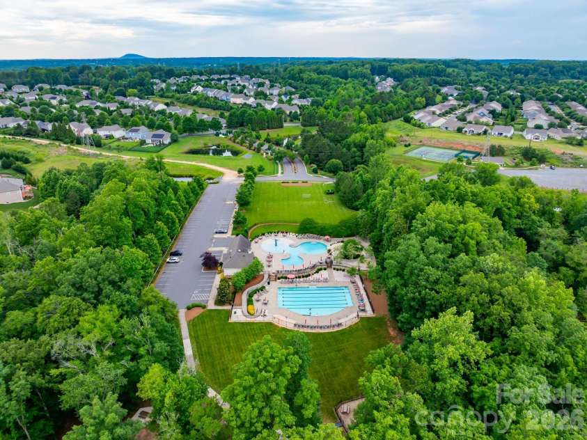 8830 Artesa Mill Lane, Charlotte, NC 28214.  MLS# CAR4359759, YatesRealty ID 5164. 