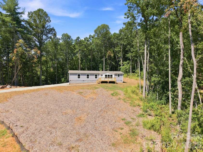93 Foxcroft Lane, Flat Rock, NC 28792.  MLS# CAR4414955, YatesRealty ID 51640. Front View