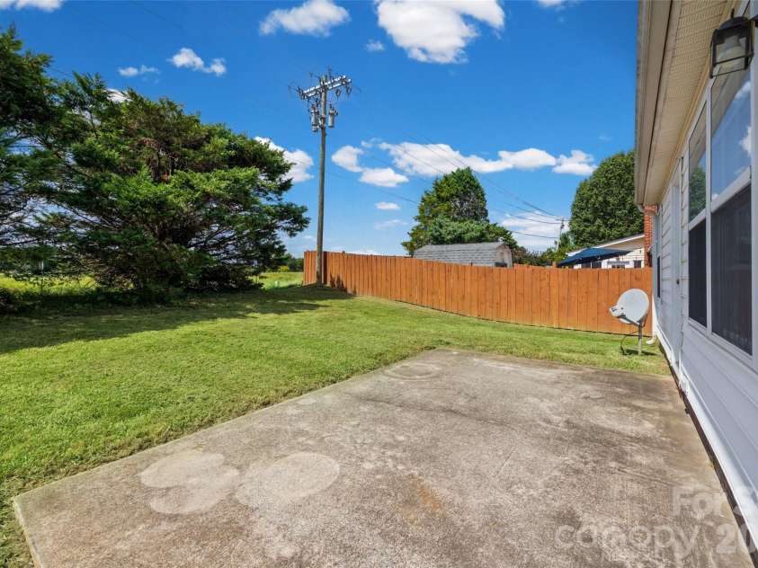 3201 Brookstone Trail, Indian Trail, NC 28079.  MLS# CAR4392073, YatesRealty ID 51641. 