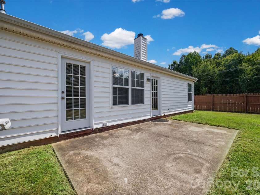 3201 Brookstone Trail, Indian Trail, NC 28079.  MLS# CAR4392073, YatesRealty ID 51641. 
