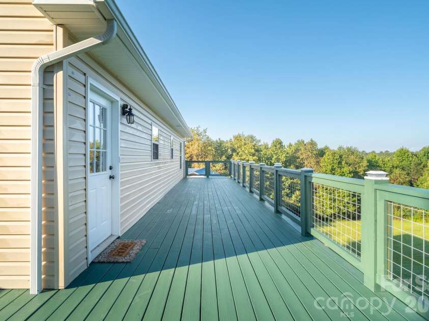 1260 Star Lane, Morganton, NC 28655.  MLS# CAR4403577, YatesRealty ID 51642. 