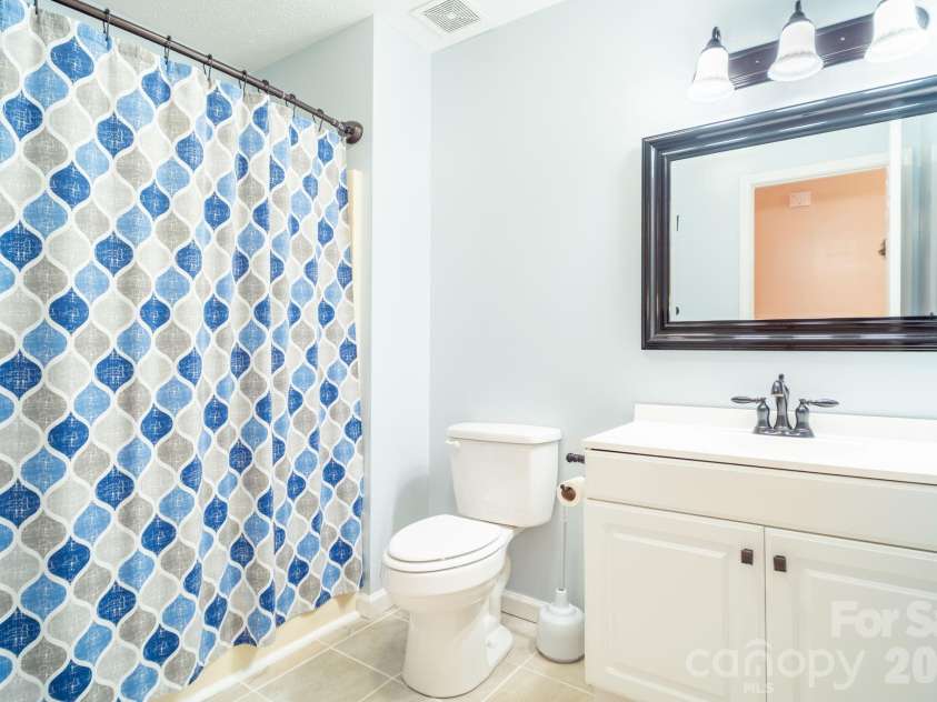 1260 Star Lane, Morganton, NC 28655.  MLS# CAR4403577, YatesRealty ID 51642. 