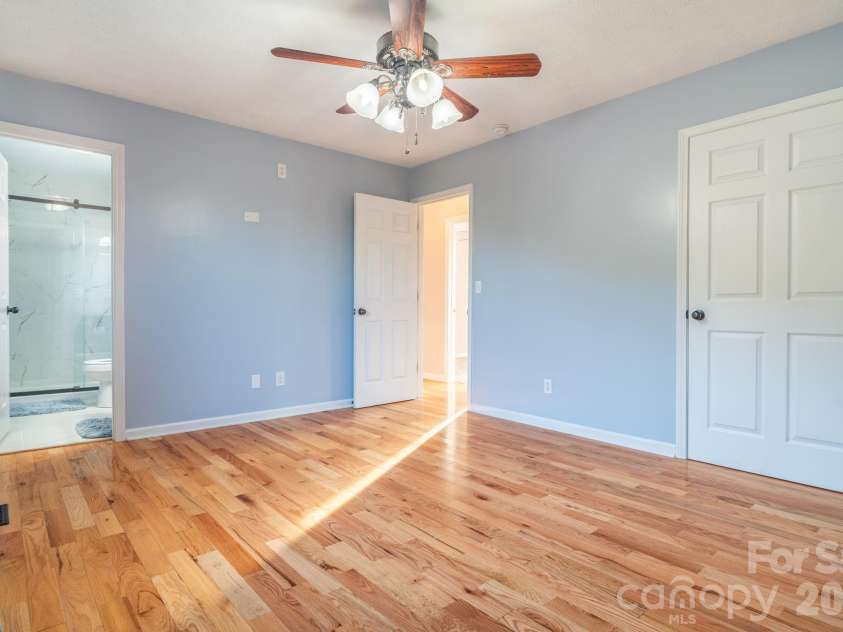 1260 Star Lane, Morganton, NC 28655.  MLS# CAR4403577, YatesRealty ID 51642. 