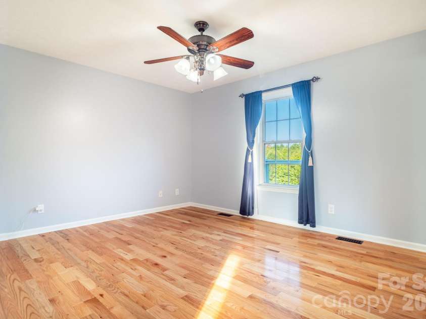 1260 Star Lane, Morganton, NC 28655.  MLS# CAR4403577, YatesRealty ID 51642. 