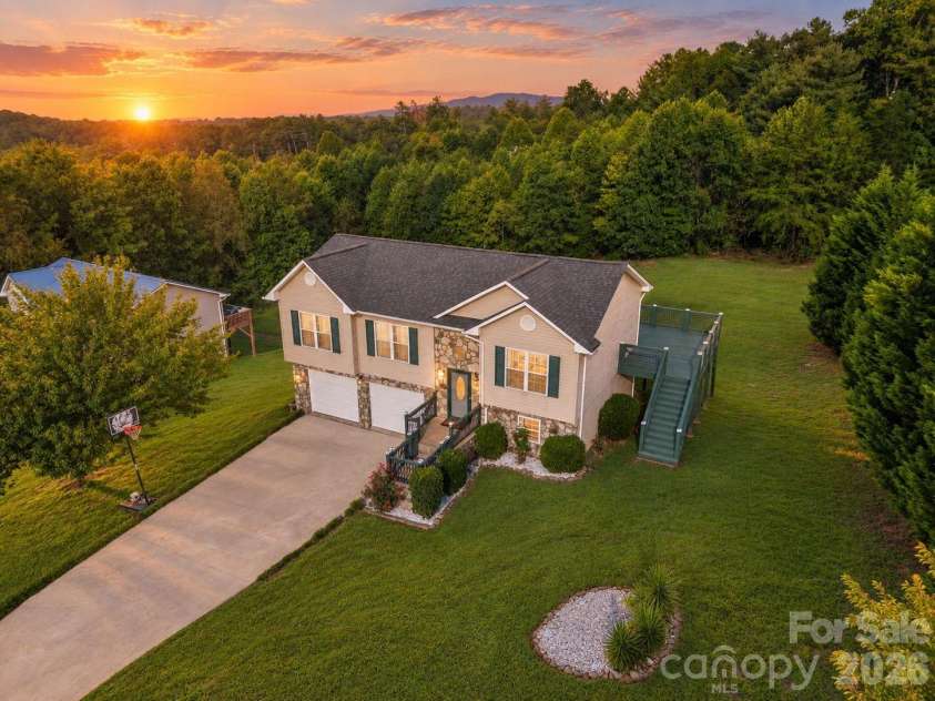 1260 Star Lane, Morganton, NC 28655.  MLS# CAR4403577, YatesRealty ID 51642. 