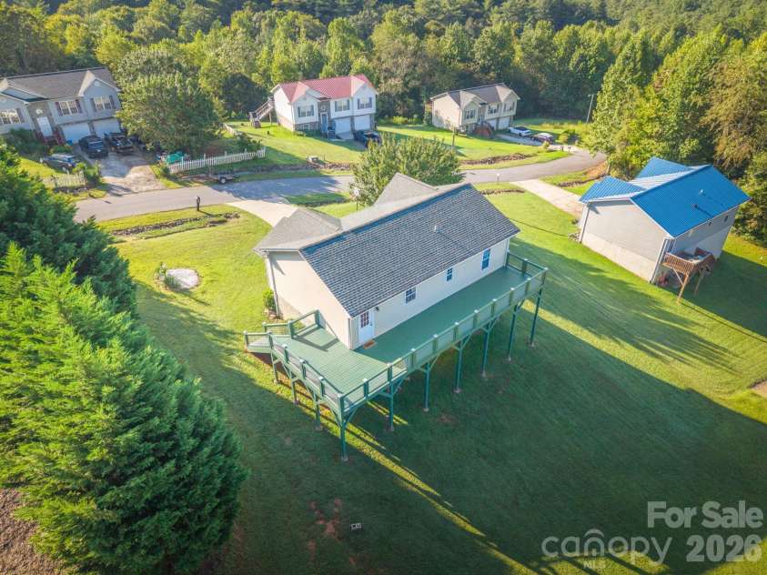1260 Star Lane, Morganton, NC 28655.  MLS# CAR4403577, YatesRealty ID 51642. 