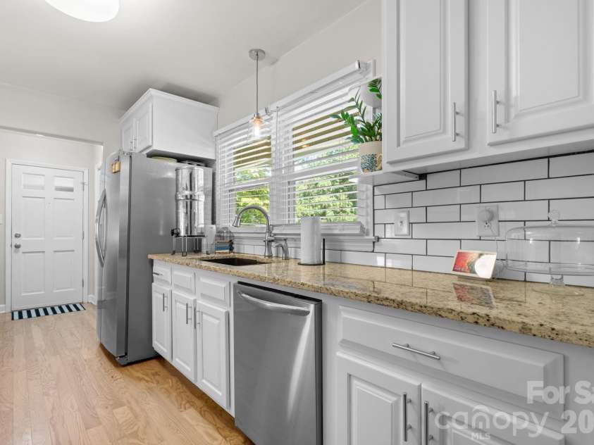2729 Sandy Ford Road, Newton, NC 28658.  MLS# CAR4406143, YatesRealty ID 51643. 