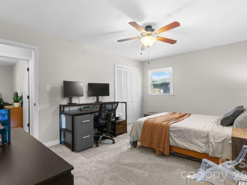2729 Sandy Ford Road, Newton, NC 28658.  MLS# CAR4406143, YatesRealty ID 51643. 