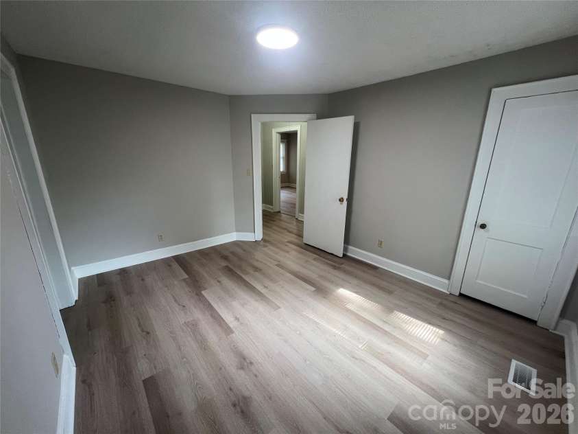 1107 Davidson Avenue, Gastonia, NC 28052.  MLS# CAR4422495, YatesRealty ID 51647. 