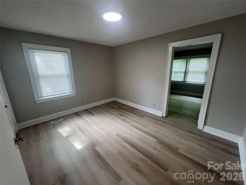 1107 Davidson Avenue, Gastonia, NC 28052.  MLS# CAR4422495, YatesRealty ID 51647. 