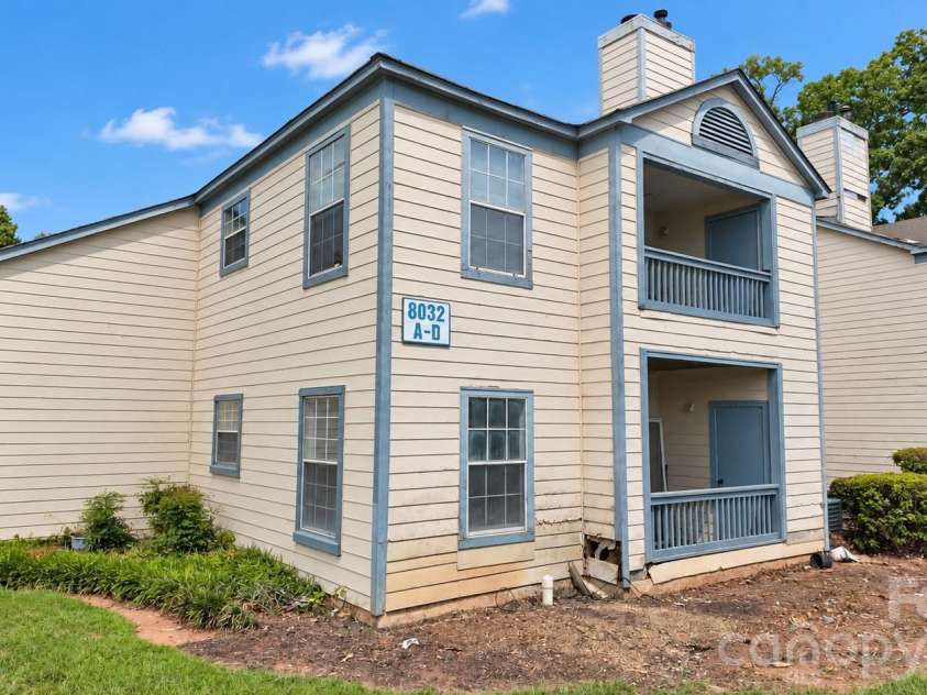 8032 Tremaine Court, Charlotte, NC 28227.  MLS# CAR4425514, YatesRealty ID 51648. 