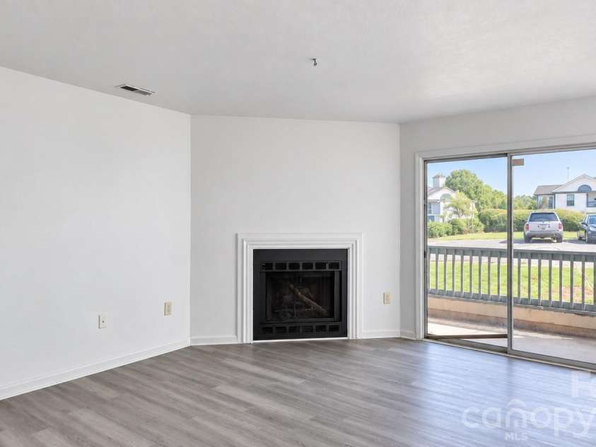 8032 Tremaine Court, Charlotte, NC 28227.  MLS# CAR4425514, YatesRealty ID 51648. 