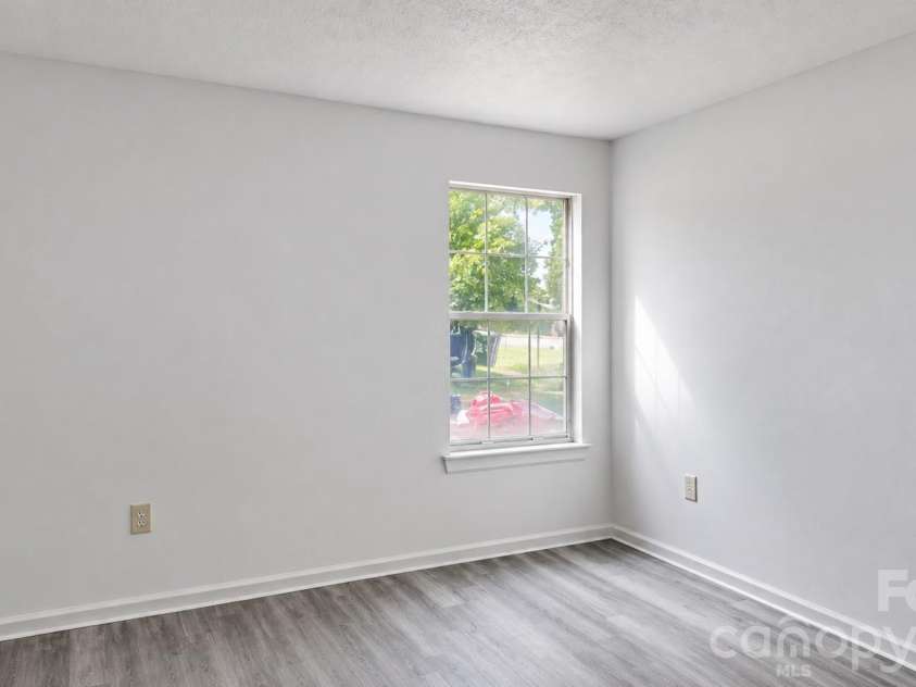 8032 Tremaine Court, Charlotte, NC 28227.  MLS# CAR4425514, YatesRealty ID 51648. 