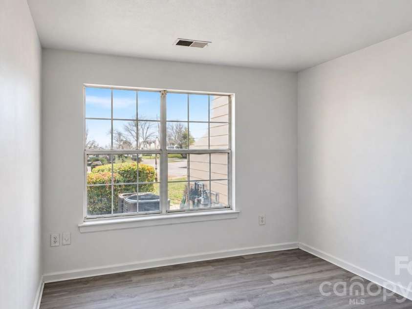 8032 Tremaine Court, Charlotte, NC 28227.  MLS# CAR4425514, YatesRealty ID 51648. 