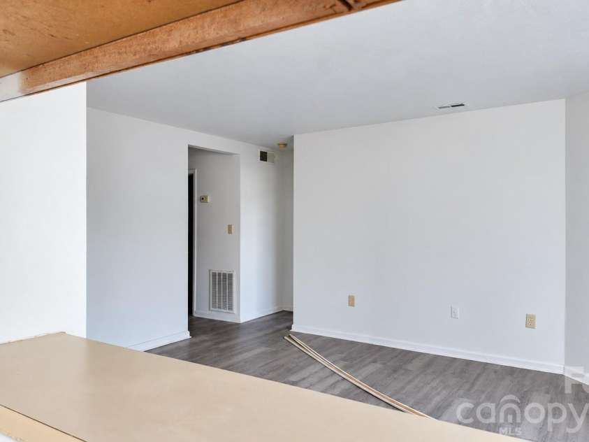 8032 Tremaine Court, Charlotte, NC 28227.  MLS# CAR4425514, YatesRealty ID 51648. 