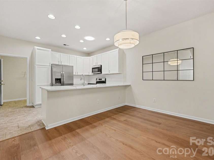 12114 Groth Court, Charlotte, NC 28277.  MLS# CAR4400315, YatesRealty ID 5165. Dining Area