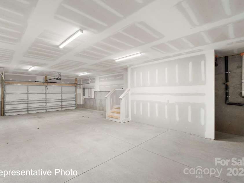 5830 Pittmon Lane, Kannapolis, NC 28081.  MLS# CAR4161640, YatesRealty ID 5165. 