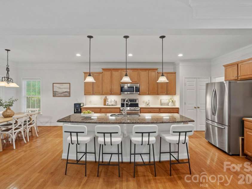155 Culpeze Road, Mooresville, NC 28117.  MLS# CAR4424374, YatesRealty ID 51650. Expansive Kitchen