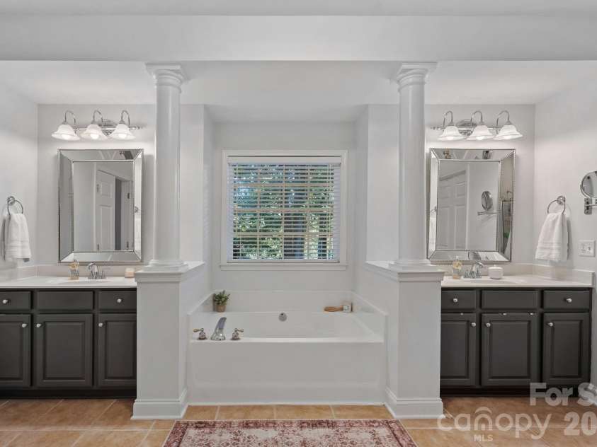 155 Culpeze Road, Mooresville, NC 28117.  MLS# CAR4424374, YatesRealty ID 51650. Primary Bath