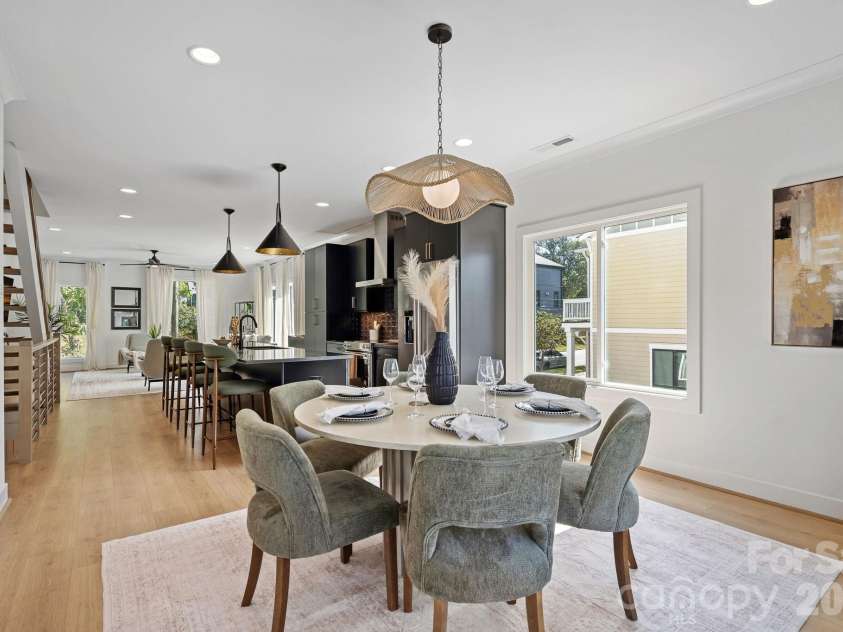 910 Van Every Street, Charlotte, NC 28205.  MLS# CAR4424577, YatesRealty ID 51651. 