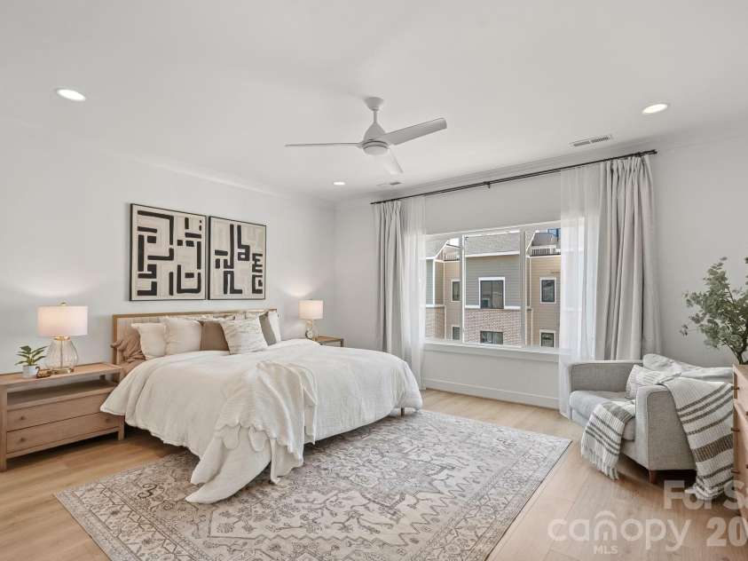 910 Van Every Street, Charlotte, NC 28205.  MLS# CAR4424577, YatesRealty ID 51651. Primary Bedroom