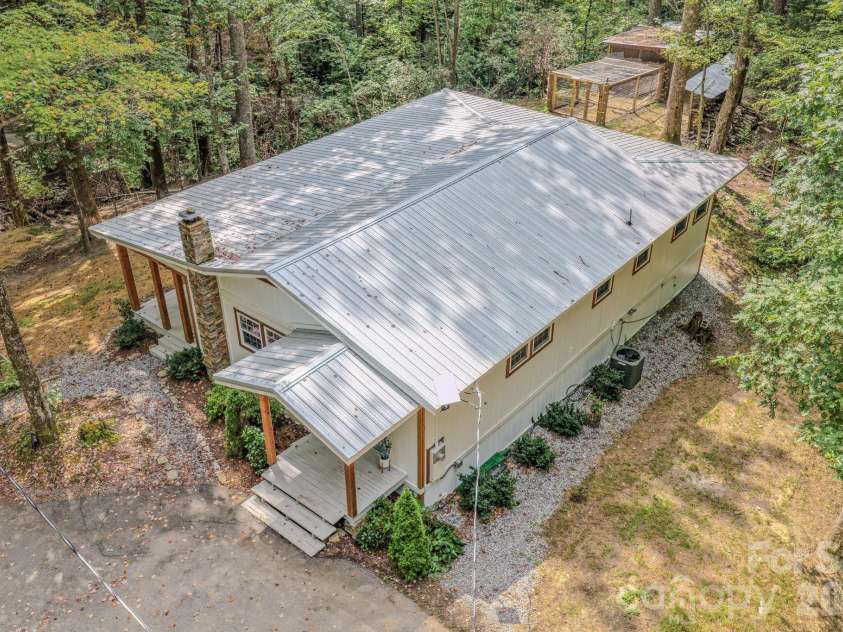 633 Kingdom Place, Zirconia, NC 28790.  MLS# CAR4425682, YatesRealty ID 51652. 